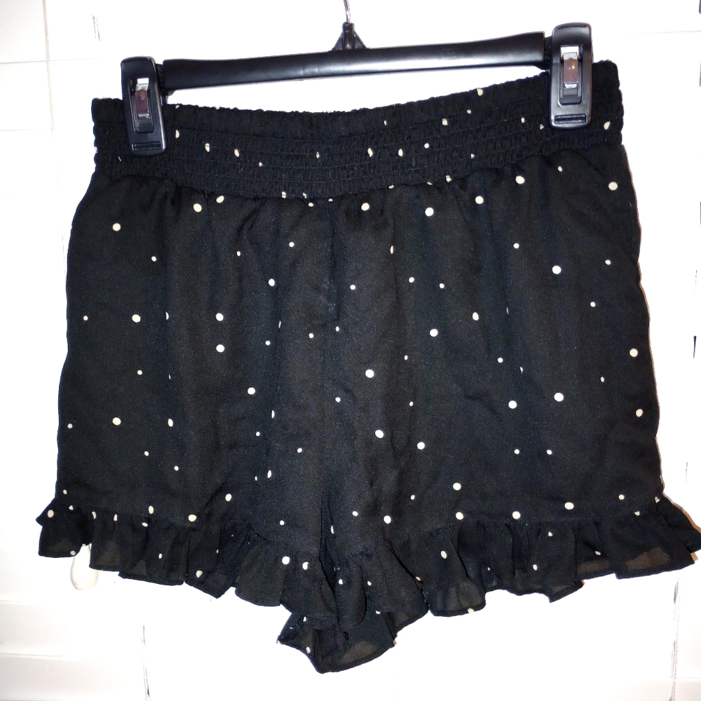 CUTE Black and White Polka Dot size Medium Shorts
